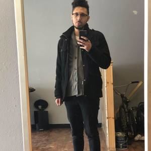 Meet your Posher, Devante